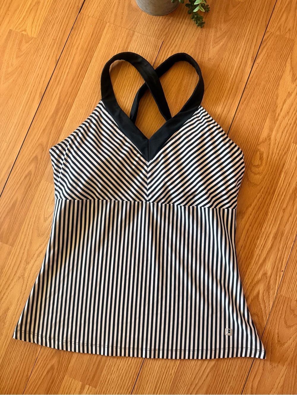Fila sleeveless athletic tank top, black and white striped pattern,V-neck,Size M